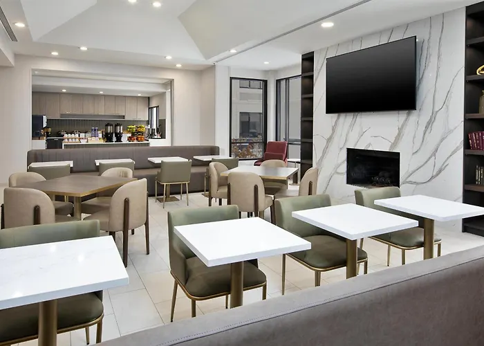 Doubletree By Hilton Hotel Detroit Novi